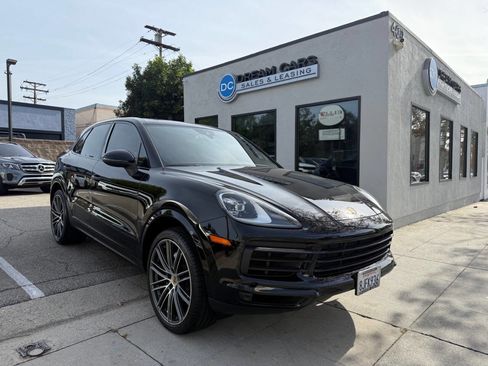 Used 2019 Porsche Cayenne image 2