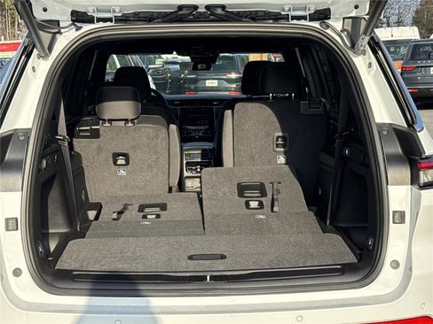 New 2025 Jeep Grand Cherokee L Laredo w/ Luxury Tech Group I image 21