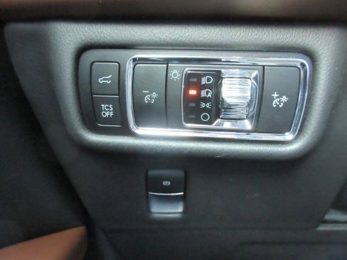 Used 2023 Lincoln Nautilus Reserve w/ Equipment Group 201A image 29