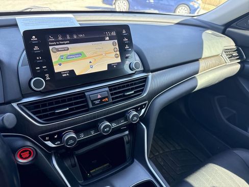 Used 2021 Honda Accord Touring image 20