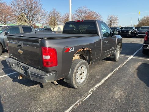Used 2011 Chevrolet Silverado 1500 LT w/ Interior Plus Package image 4