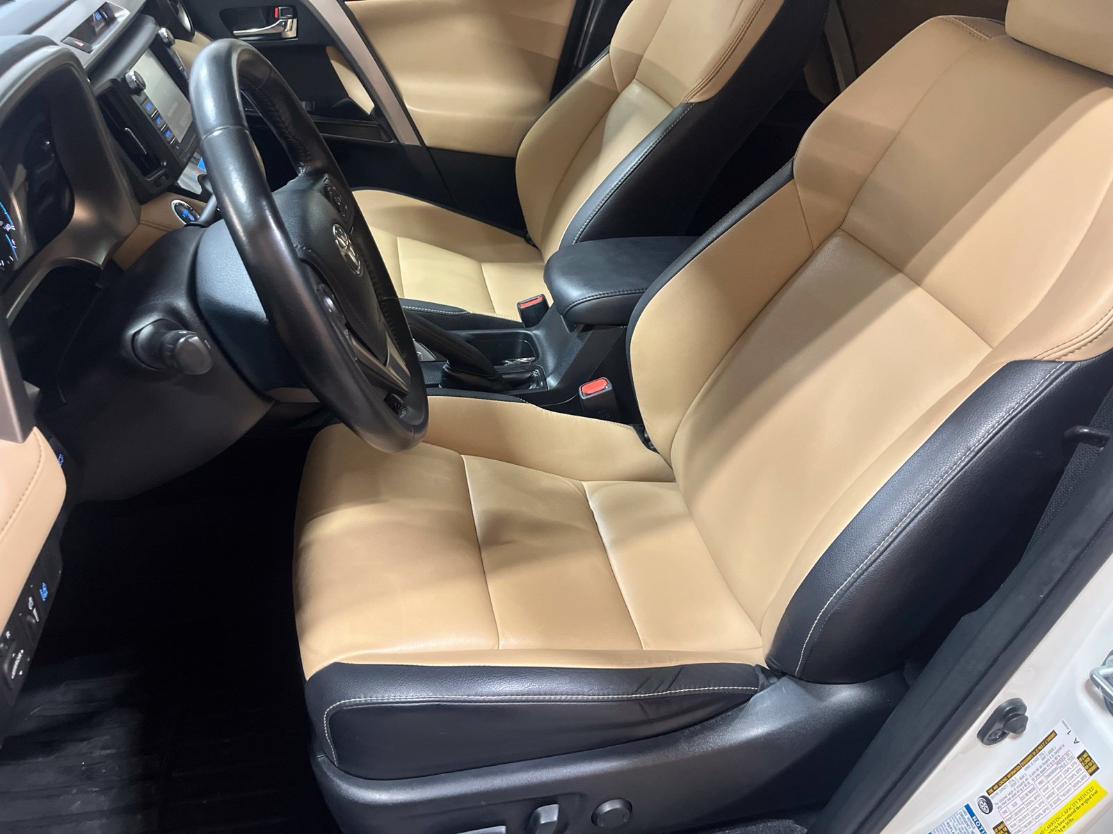 Used 2017 Toyota RAV4 Limited w/ Advanced Technology Package AWD/4WD image 13