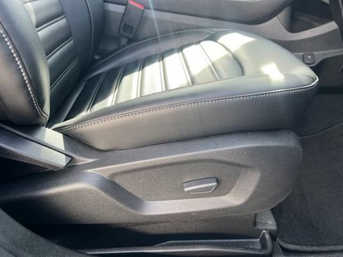 Used 2024 Ford Edge SEL w/ Convenience Package AWD/4WD image 12