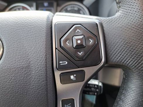 Used 2021 Toyota Tacoma SR5 RWD image 12