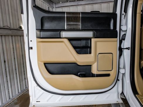 Used 2020 Ford F350 Lariat w/ Lariat Value Package image 46