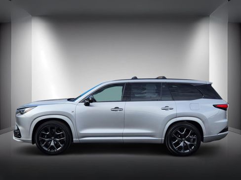 Certified 2025 Lexus TX 500h AWD image 2