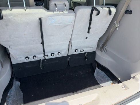 Used 2021 Chrysler Voyager Lxi image 24