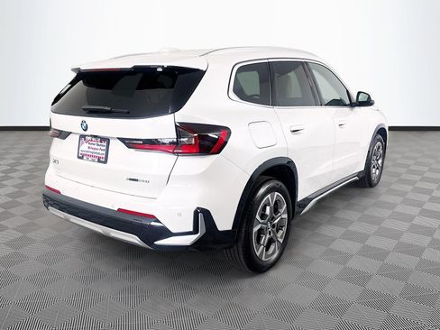 Used 2025 BMW X1 xDrive28i AWD/4WD image 7