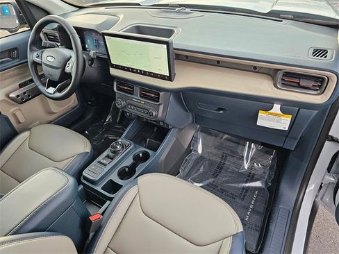New 2025 Ford Maverick Lariat w/ 4K Tow Package image 16