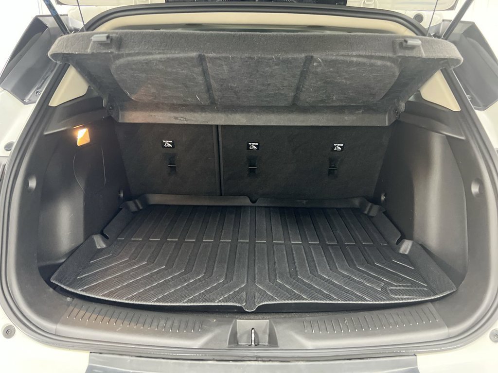 Used 2023 Buick Encore GX Select w/ Safety Package II AWD/4WD image 23