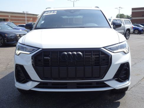 Certified 2025 Audi Q3 2.0T Premium Plus w/ Premium Plus Package AWD/4WD image 8
