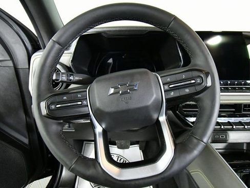 Used 2026 Chevrolet Colorado ZR2 image 2