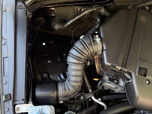 Used 2007 Toyota FJ Cruiser 4WD image 14