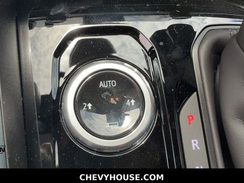 New 2026 Chevrolet Colorado W/T w/ WT Custom Package AWD/4WD image 34