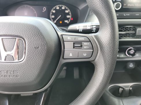 Used 2023 Honda HR-V LX image 29