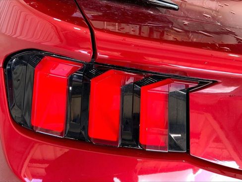 Used 2024 Ford Mustang Coupe RWD image 13