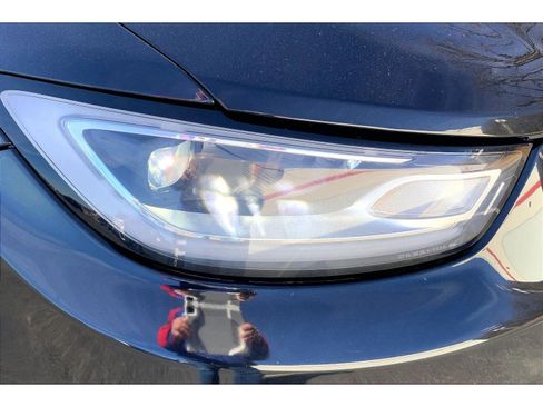 Used 2023 Chrysler Pacifica Limited image 25