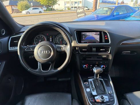 Used 2016 Audi Q5 2.0T Premium Plus w/ Technology Package image 29