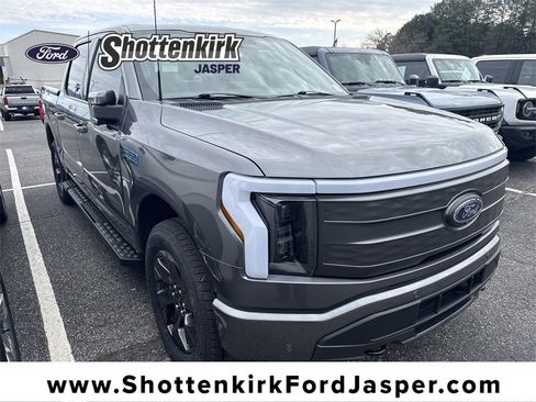 Used 2023 Ford F150 Lightning Lariat w/ Equipment Group 511A High image 1