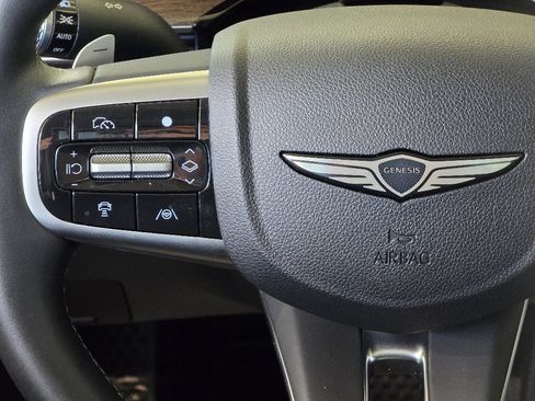 Used 2025 Genesis GV80 2.5T Prestige image 16