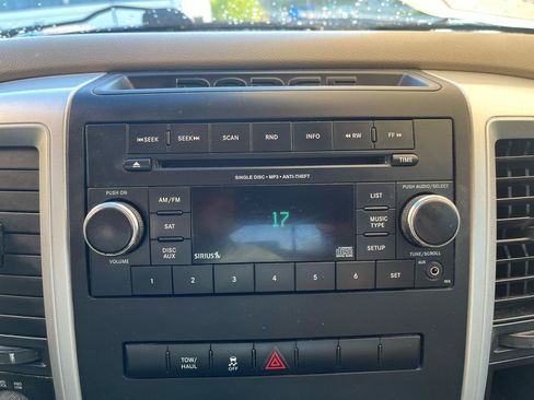 Used 2012 RAM 1500 Classic SLT AWD/4WD image 16