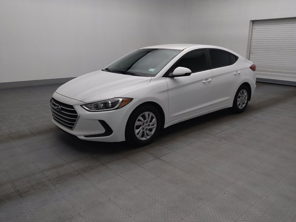 Used 2018 Hyundai Elantra SE w/ Cargo Package FWD image 2