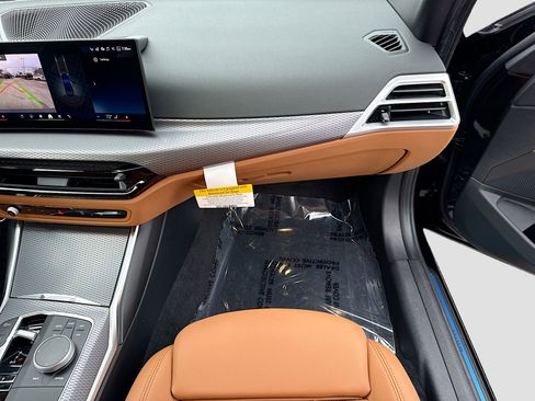 New 2026 BMW 330i Sedan w/ Premium Package RWD image 18