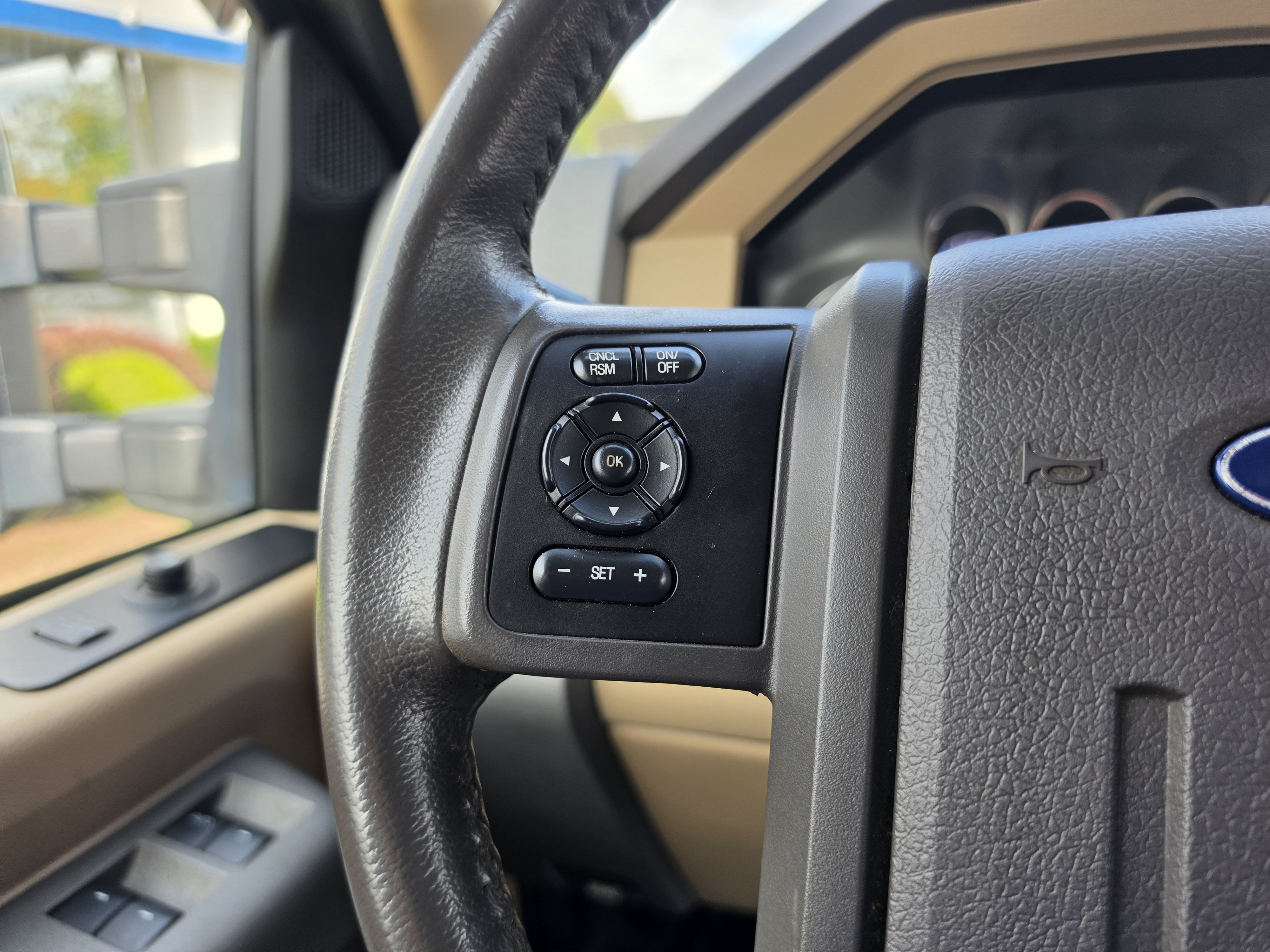 Used 2011 Ford F350 Lariat w/ Chrome Pkg AWD/4WD image 23