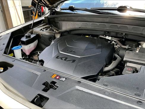 Used 2023 Kia Telluride EX AWD/4WD image 29