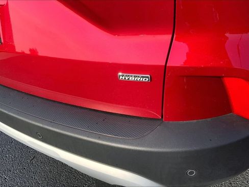Used 2025 Ford Escape SE FWD image 4