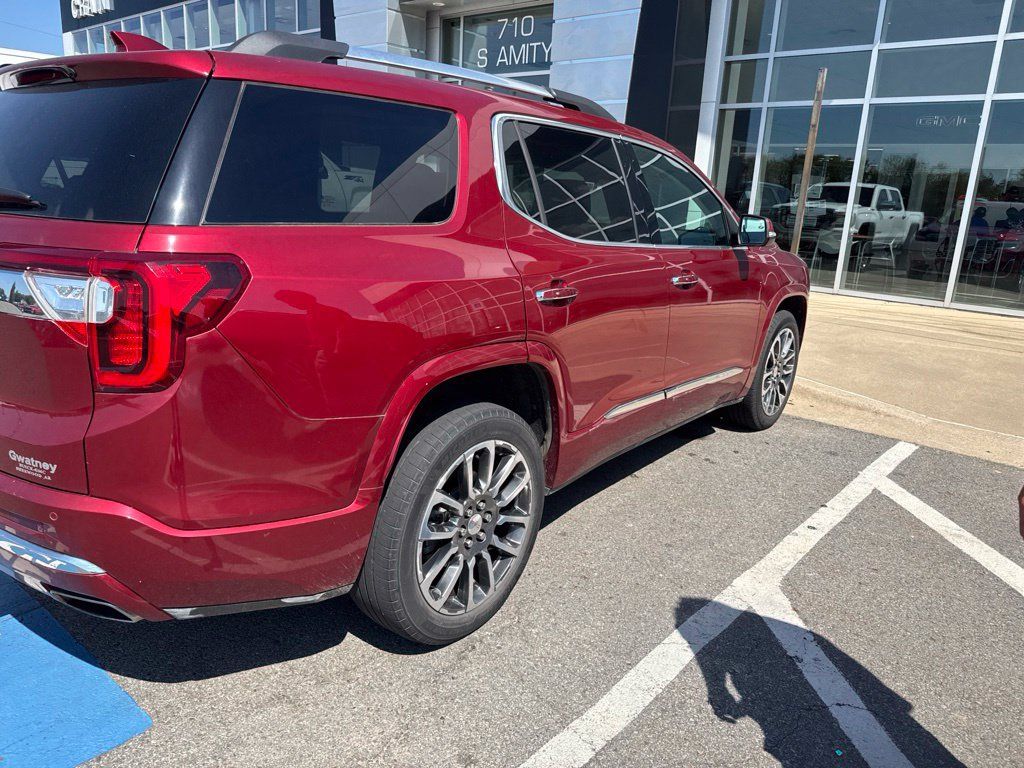 Used 2020 GMC Acadia Denali w/ Technology Package FWD image 7