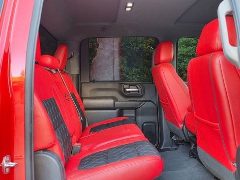 Used 2022 Chevrolet Silverado 2500 Custom w/ Custom Value Package AWD/4WD image 27
