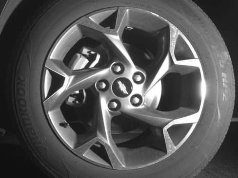 Used 2025 Chevrolet Trax LT FWD image 12