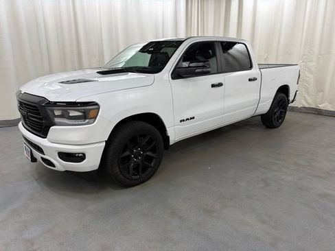 Used 2023 RAM 1500 Laramie AWD/4WD image 2
