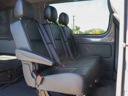 Used 2021 Mercedes-Benz Sprinter 2500 image 15