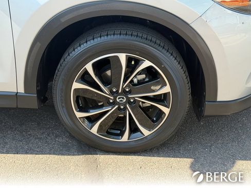 Used 2023 MAZDA CX-5 AWD 2.5 S w/ Premium Package image 11