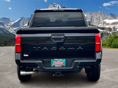 Used 2024 Toyota Tacoma TRD Off-Road image 4