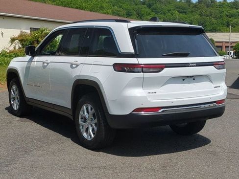Used 2023 Jeep Grand Cherokee Limited AWD/4WD image 8