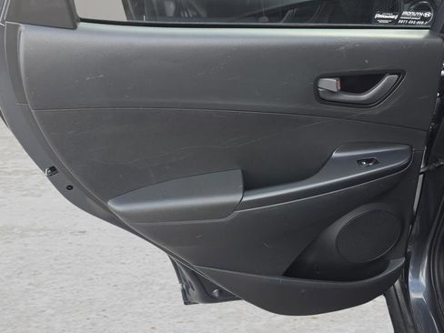 Used 2018 Hyundai Kona SEL image 13