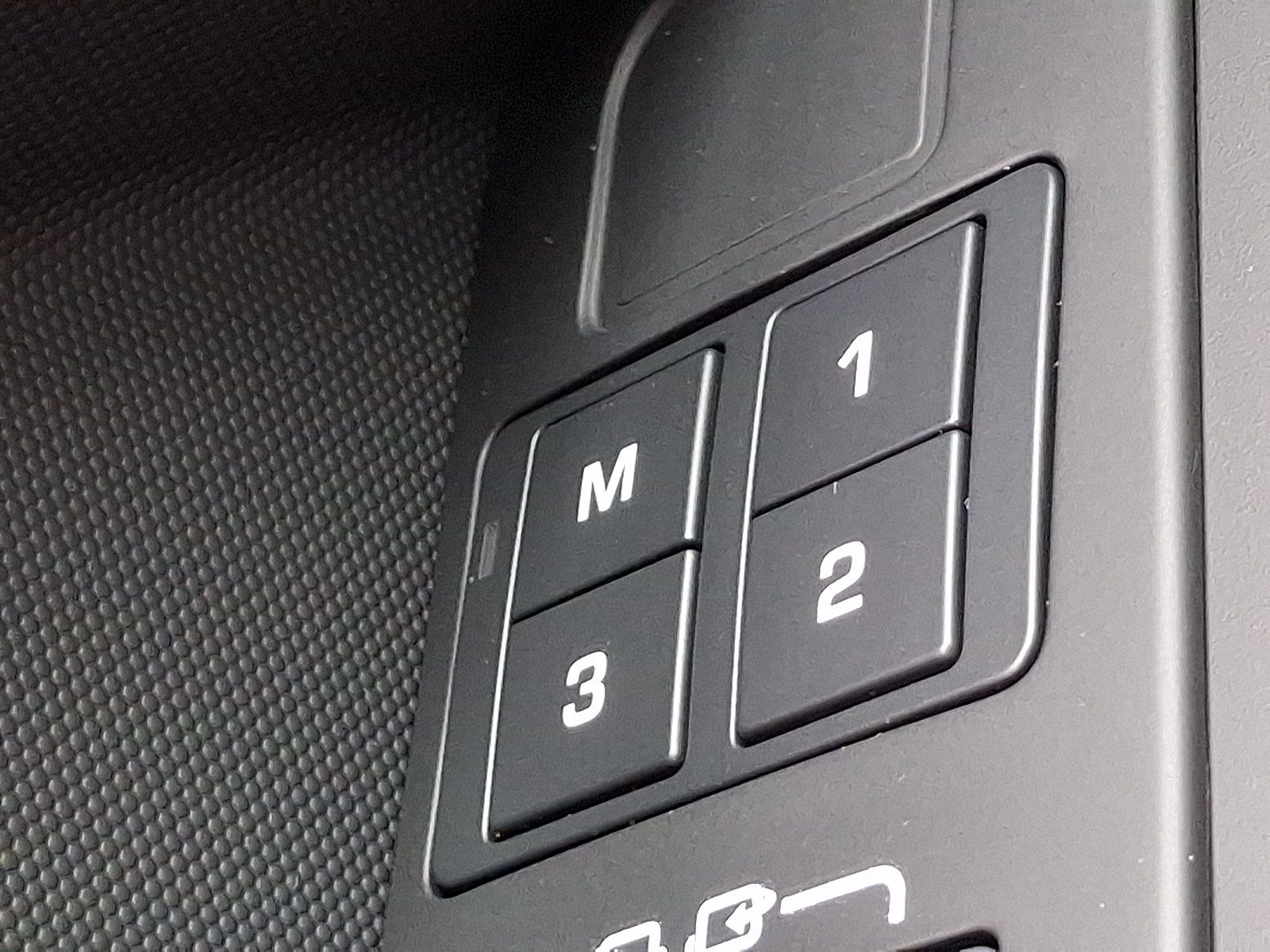 New 2026 Land Rover Defender 110 S AWD/4WD image 19