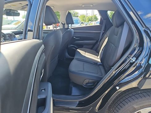 Used 2023 Hyundai Tucson SEL AWD/4WD image 9