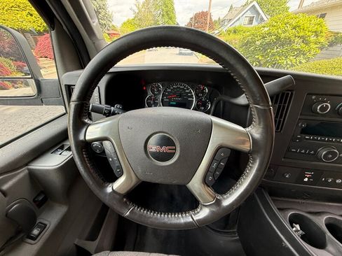 Used 2019 GMC Savana 3500 w/ Power Convenience Package RWD image 12