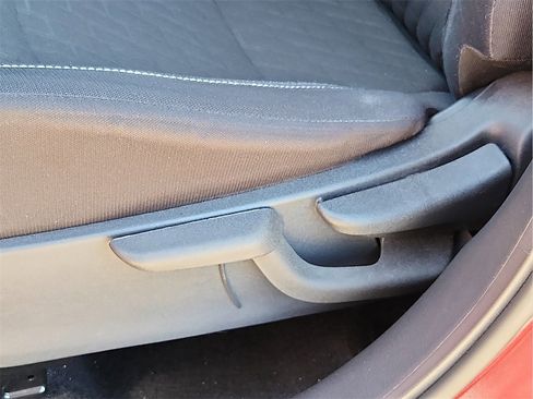 Used 2024 Nissan Kicks SV image 16