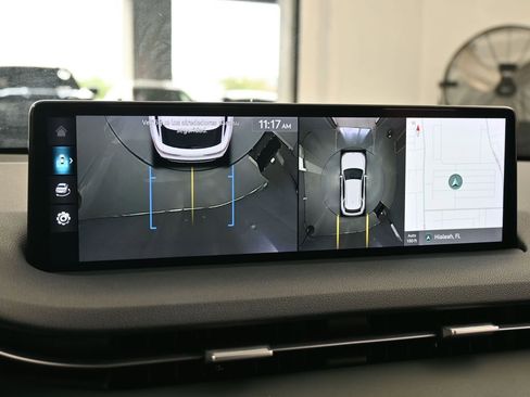 Used 2022 Genesis GV70 2.5T w/ Advanced Package image 20