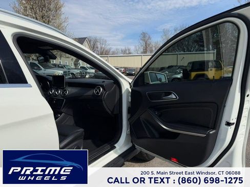 Used 2017 Mercedes-Benz GLA 250 4MATIC image 16