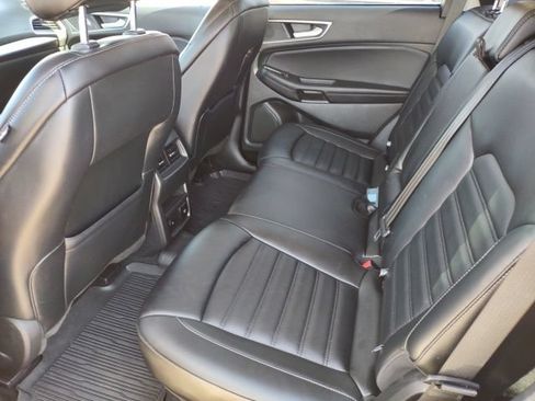Used 2023 Ford Edge SEL w/ Convenience Package AWD/4WD image 17