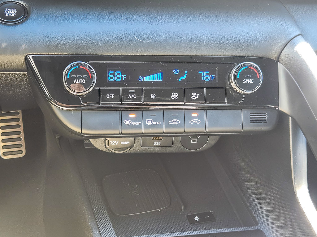 Used 2025 Hyundai Elantra Sport FWD image 13