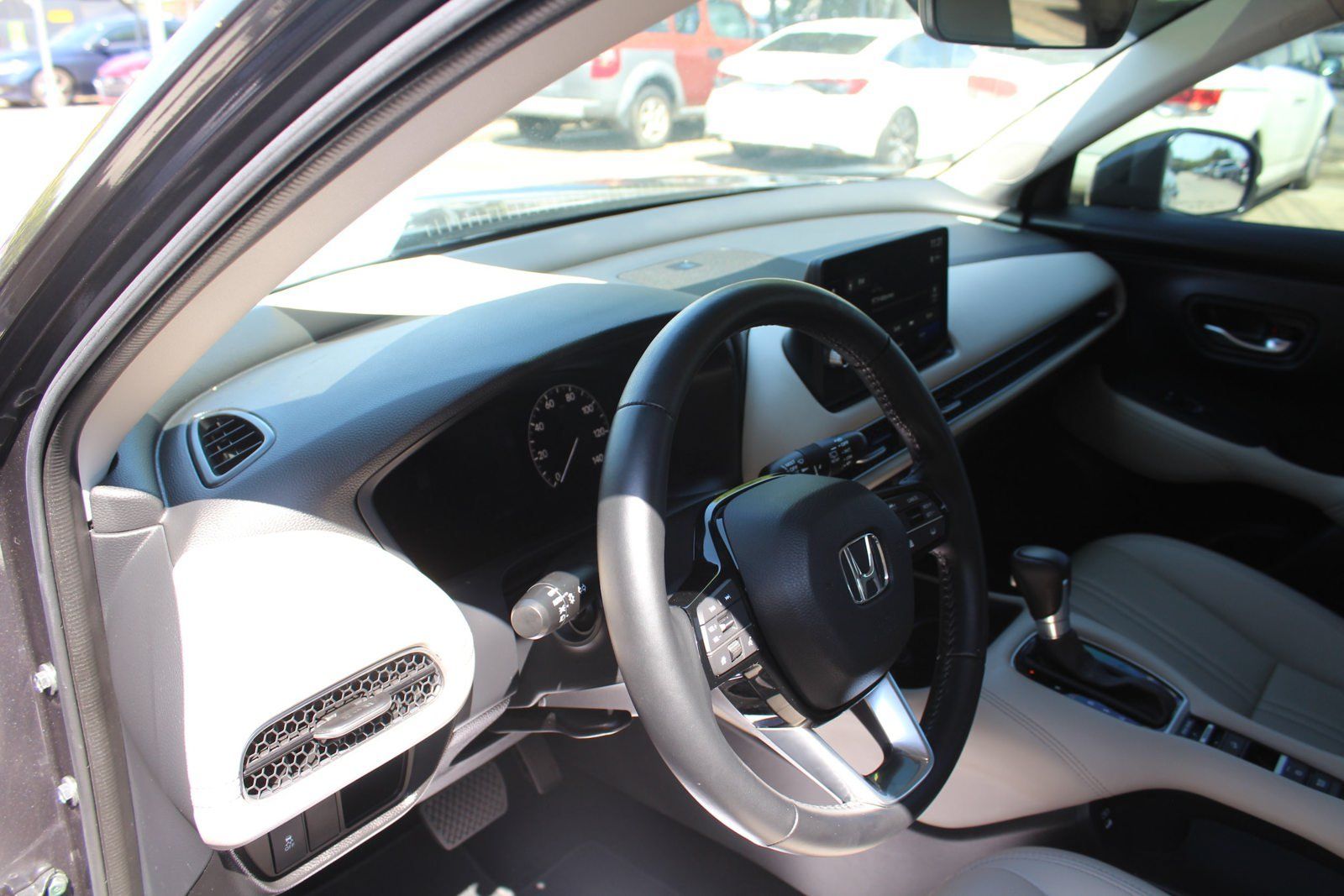 Used 2026 Honda HR-V EX-L image 16