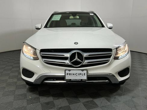 Used 2017 Mercedes-Benz GLC 300 image 3