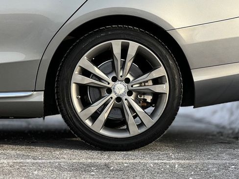 Used 2015 Mercedes-Benz C 300 4MATIC Sedan image 37